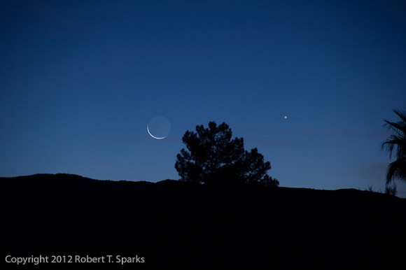 Venus and the Moon on 1-10-13 from Tucson, Arizona. Credit: Robert Sparks