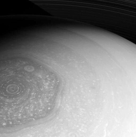 Raw Cassini image captured on 26 Feb. 2013 (NASA/JPL/SSI)